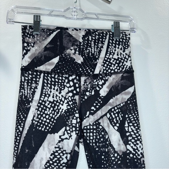 Lululemon Wunder Under Pant III Full-On Luon Static Mist White Black Leggings 4 - Picture 7 of 11